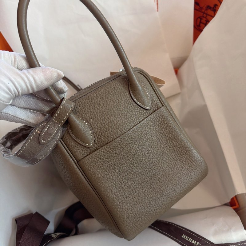閒置新 Hermes愛馬仕Lindy26大象灰tc皮銀扣Y刻 手提包-2