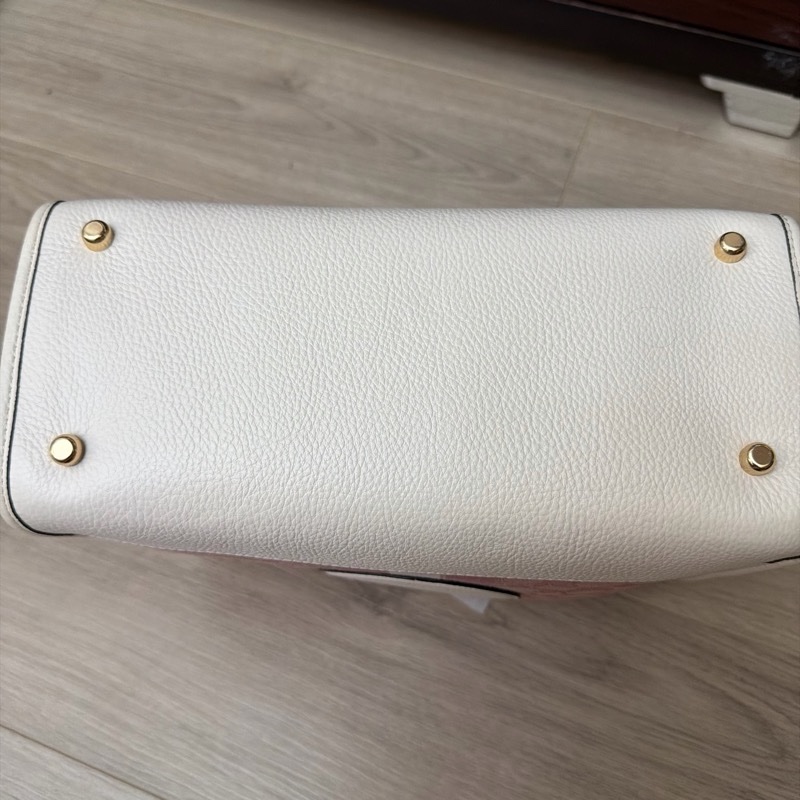 COACH Dempsey 系列丹寧色托特包-2