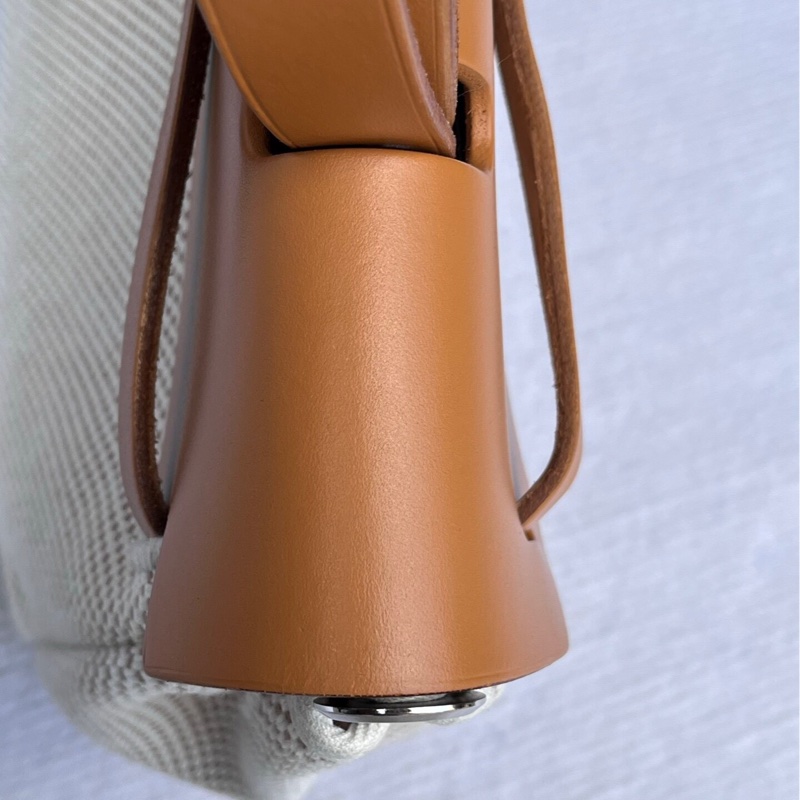 【贈送藍色更換袋❗️一個價錢擁有兩個包✨】Hermes Herbag 31米棕單肩|雙肩|斜背 中古包-9