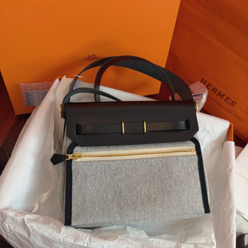全新品 愛馬仕Hermes Mini Herbag 黑白熊貓色 金扣 w刻 肩背包-6