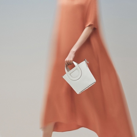 Hermes in the loop18  全新商品 黑色金扣 豬鼻子 菜籃子