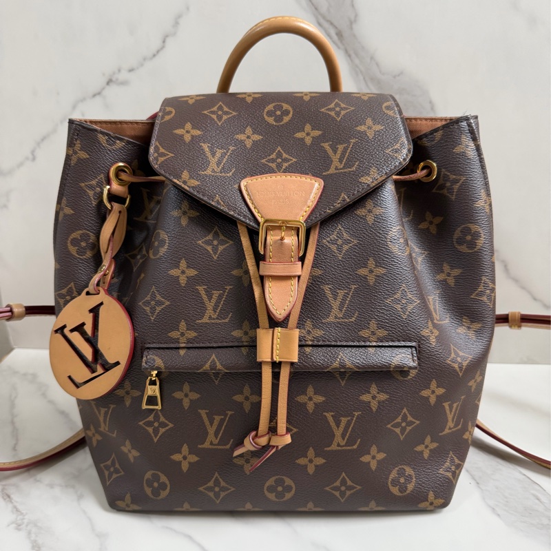 平台最低售 ✨LV 老花後背包 M45501-0