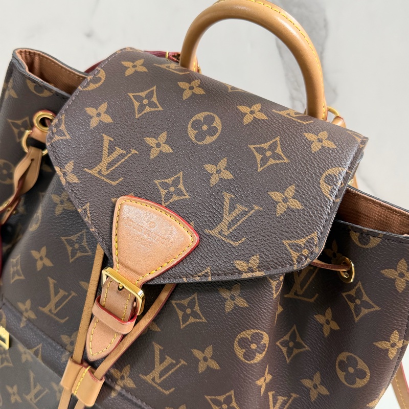 平台最低售 ✨LV 老花後背包 M45501-4