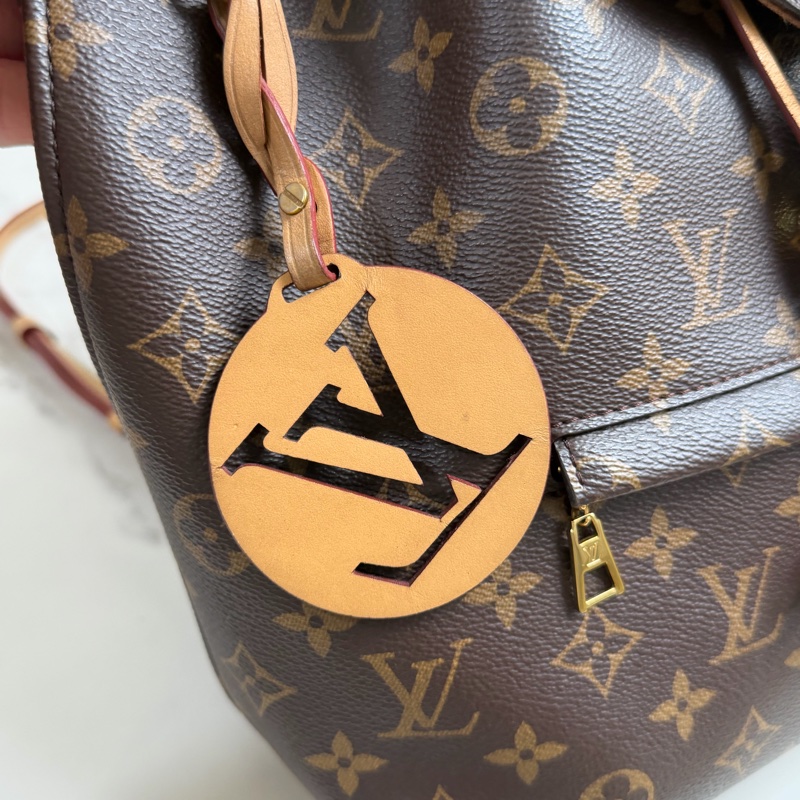 平台最低售 ✨LV 老花後背包 M45501-7