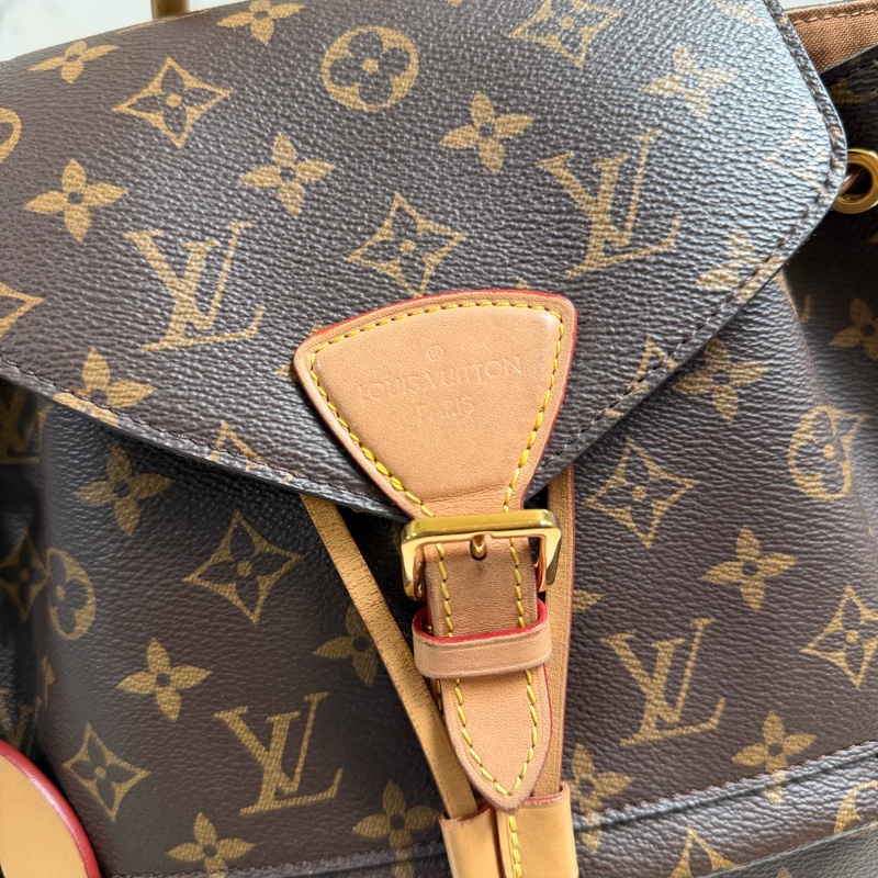 平台最低售 ✨LV 老花後背包 M45501-8