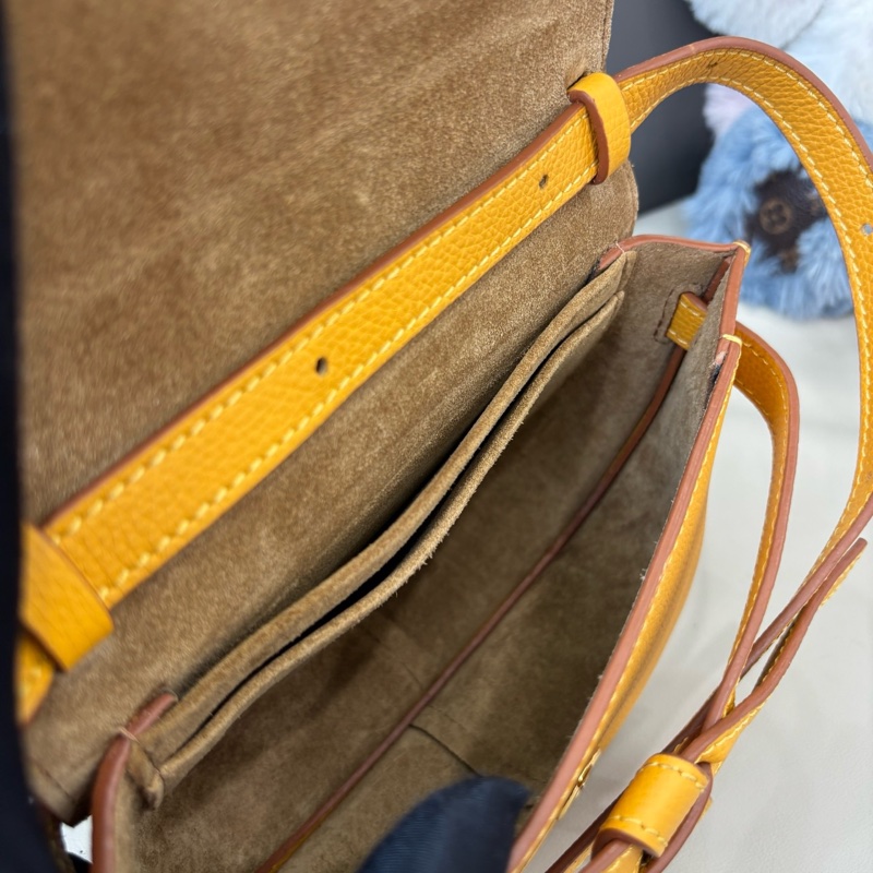 Loewe 陽光黃gate小號-8