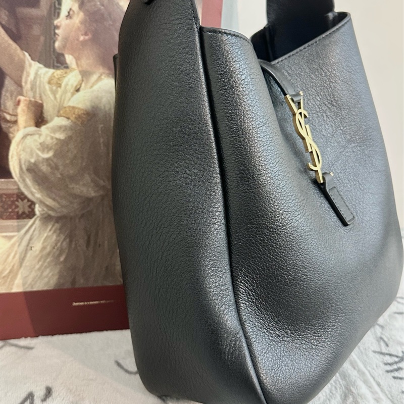 【全🆕】YSL hobo small LE5A7 黑金色 Logo粒面牛皮 Hobo 小號 small Black單肩包 手提包-2