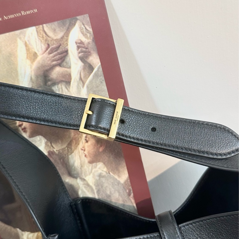 【全🆕】YSL hobo small LE5A7 黑金色 Logo粒面牛皮 Hobo 小號 small Black單肩包 手提包-4