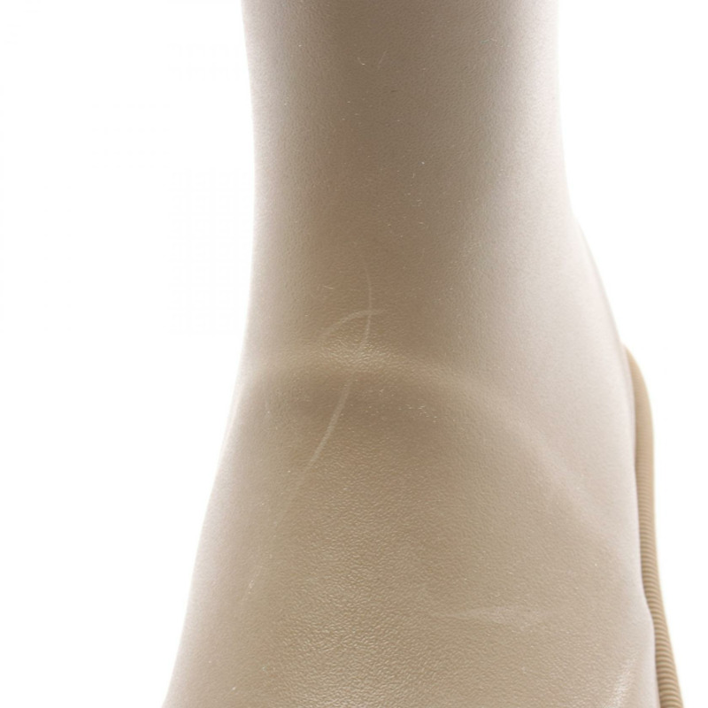 香奈兒 COCO 標誌雨靴，橡膠材質，卡其色，二手女款，35碼-8