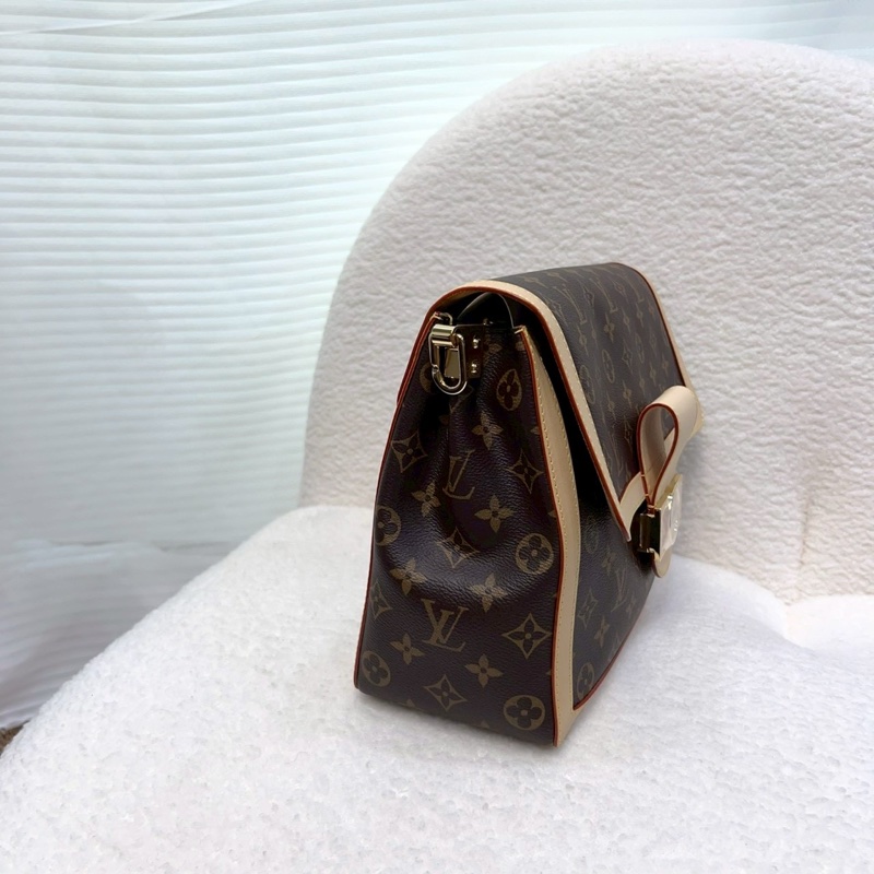 專櫃近15萬🥨路易威登新款達芙妮LV Dauphine Soft GM M47149-12