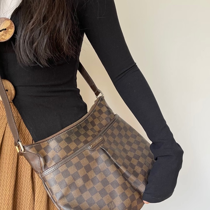 lv Bloomsbury pm 斜背包-1