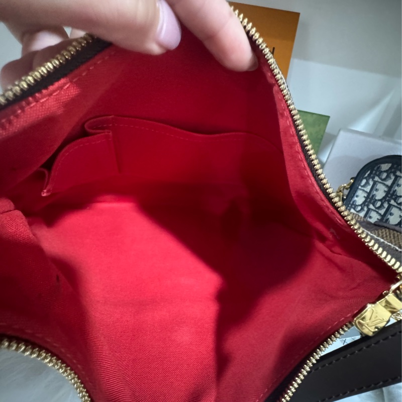 lv Bloomsbury pm 斜背包-11