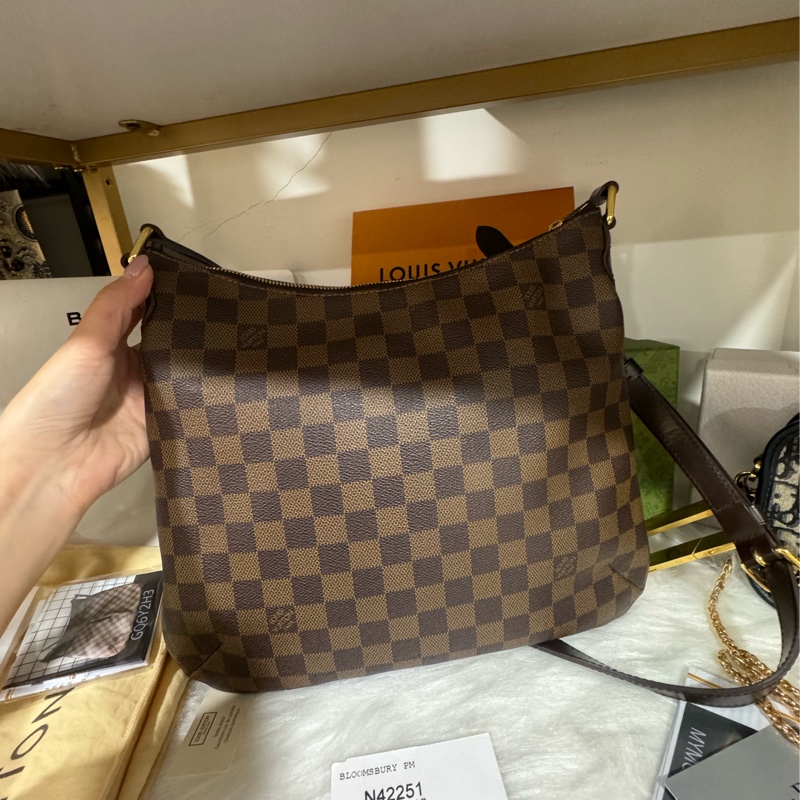 lv Bloomsbury pm 斜背包-21