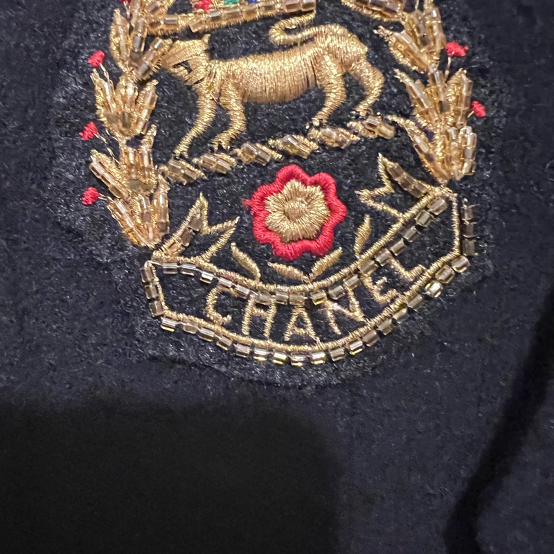 CHANEL中古14個勛章外套40碼-4
