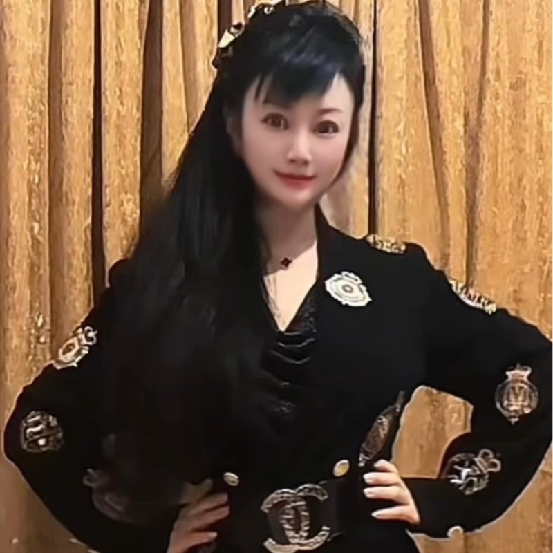 CHANEL中古14個勛章外套40碼-8