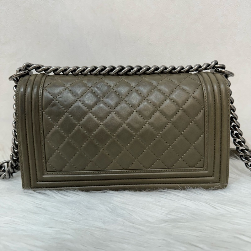 特價出清🌸Chanel A67086 墨綠色銀釦boy25-2