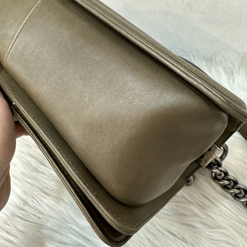 特價出清🌸Chanel A67086 墨綠色銀釦boy25-11