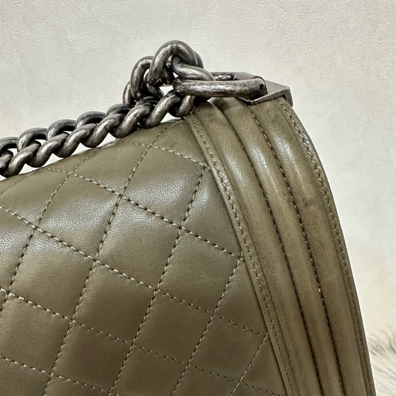 特價出清🌸Chanel A67086 墨綠色銀釦boy25-34