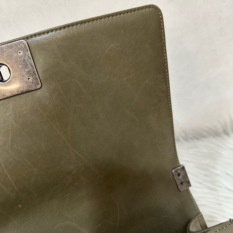 特價出清🌸Chanel A67086 墨綠色銀釦boy25-44