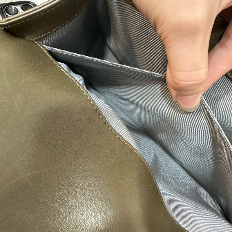 特價出清🌸Chanel A67086 墨綠色銀釦boy25-62