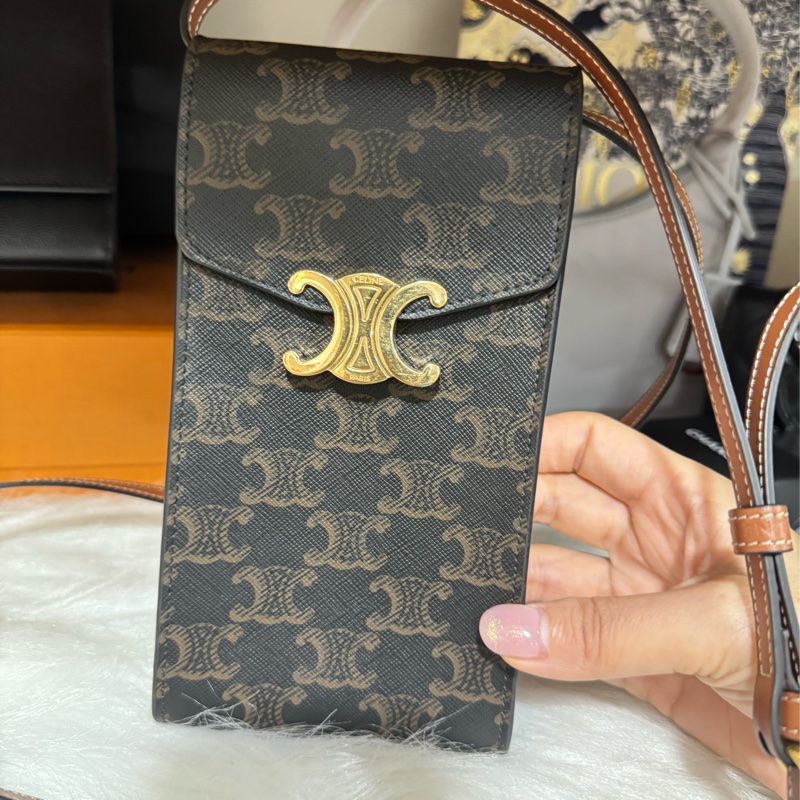 Celine 經典老花手機包-4
