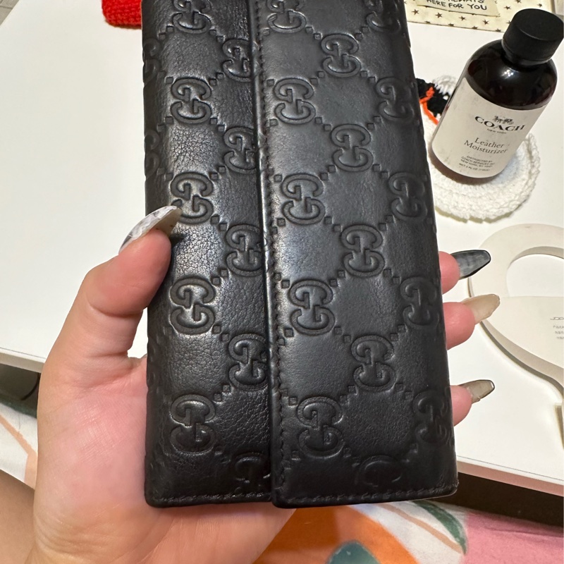 Gucci 滿版經典壓印黑色長夾-6