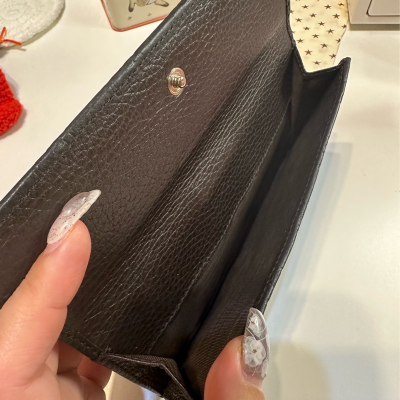 Gucci 滿版經典壓印黑色長夾-7