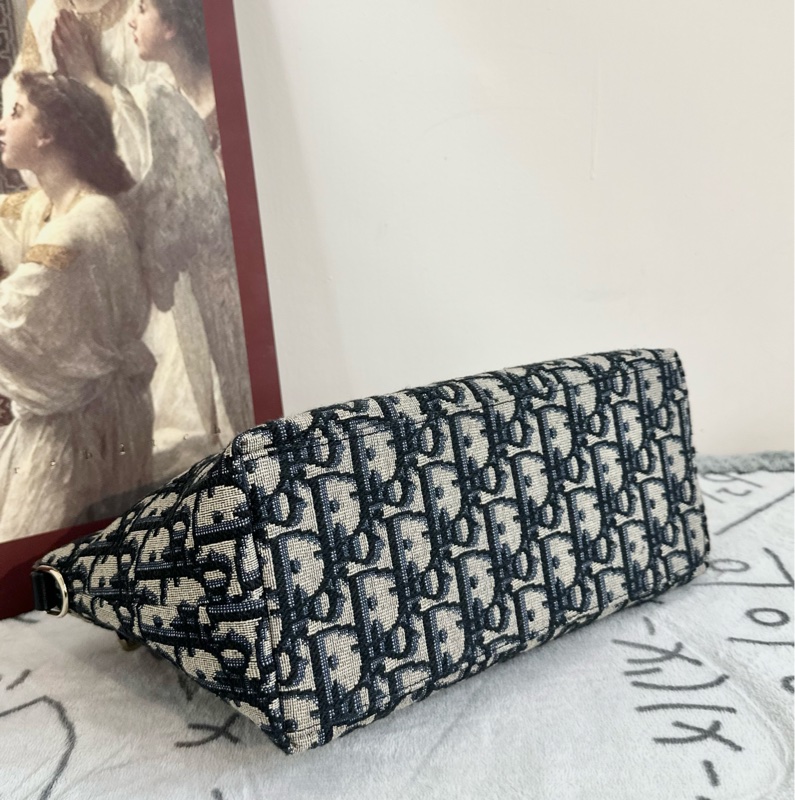 【全🆕】Dior Travel Nomad 系列藍色老花飯 中號 Medium手提包 單肩包-2