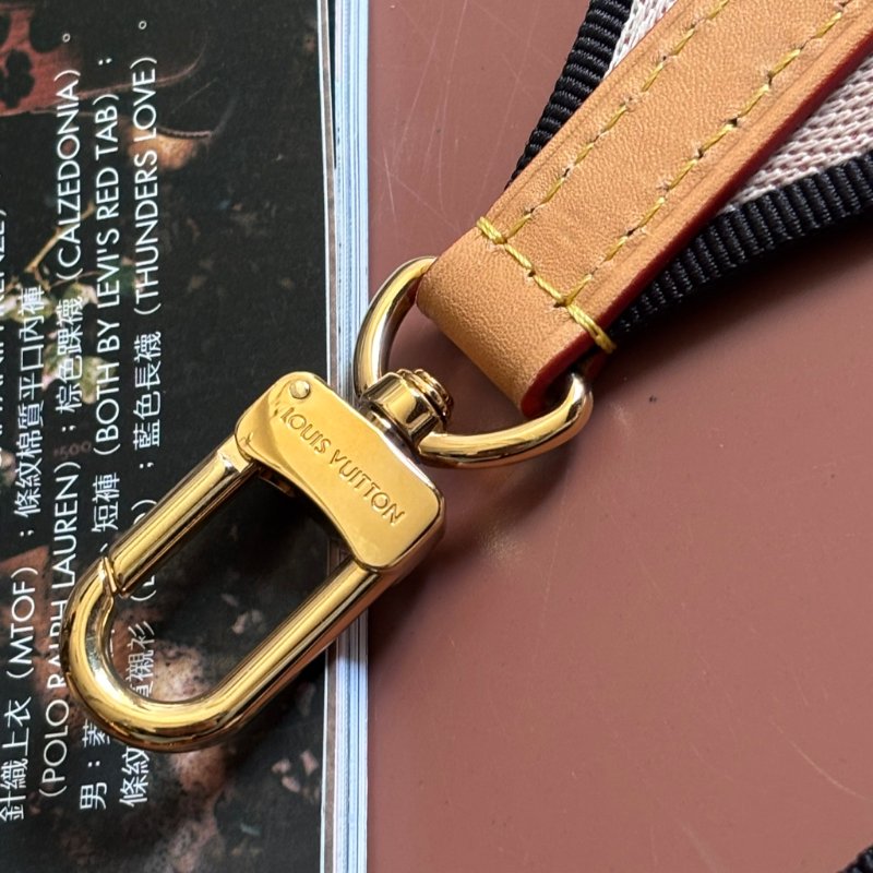 ::LOUIS VUITTON:: LV M45985 Diane花紋手提肩背兩用粉背帶法棍斜背包-26