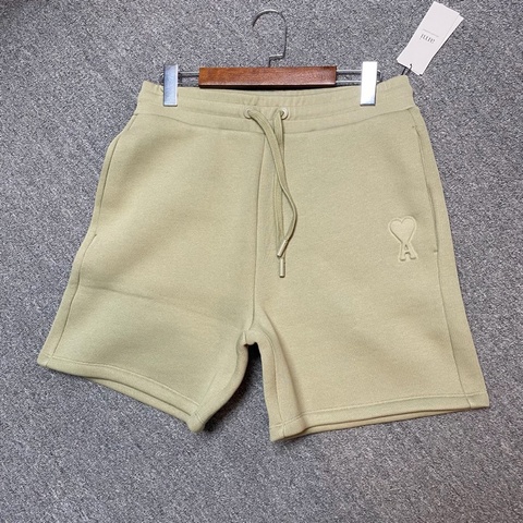 AMI Alexandre Mattiussi 男款短褲 L碼 ，黑色和卡其色