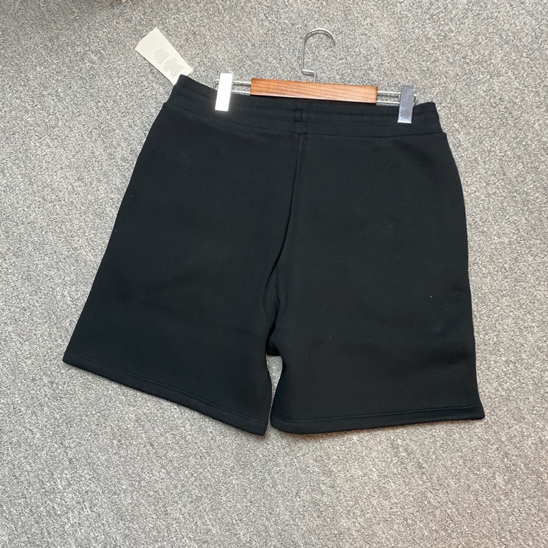 AMI Alexandre Mattiussi 男款短褲 L碼 ，黑色和卡其色-4