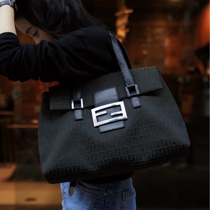 Fendi芬迪 黑銀老花帆布法棍大胖丁 公文托特包-8