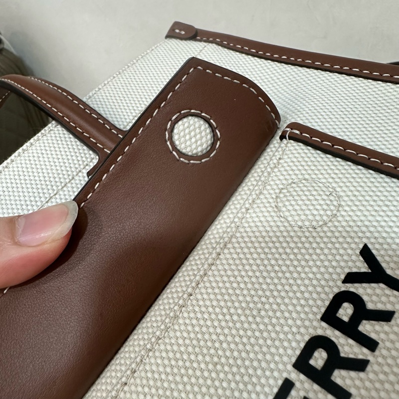 burberry 80441431 白帆布咖邊兩用包 斜背包-25