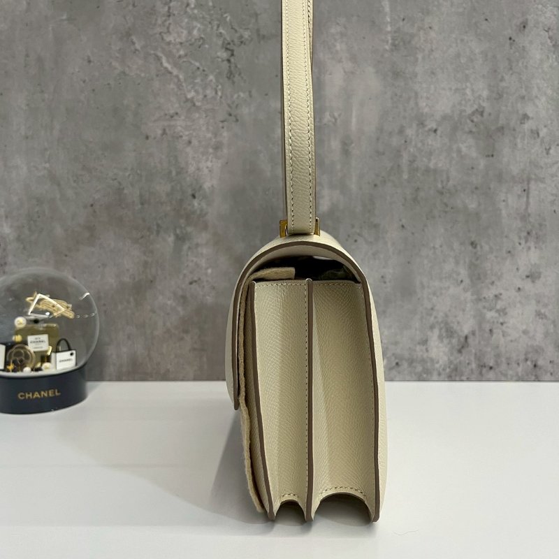 Hermes 康康19 奶昔白-3