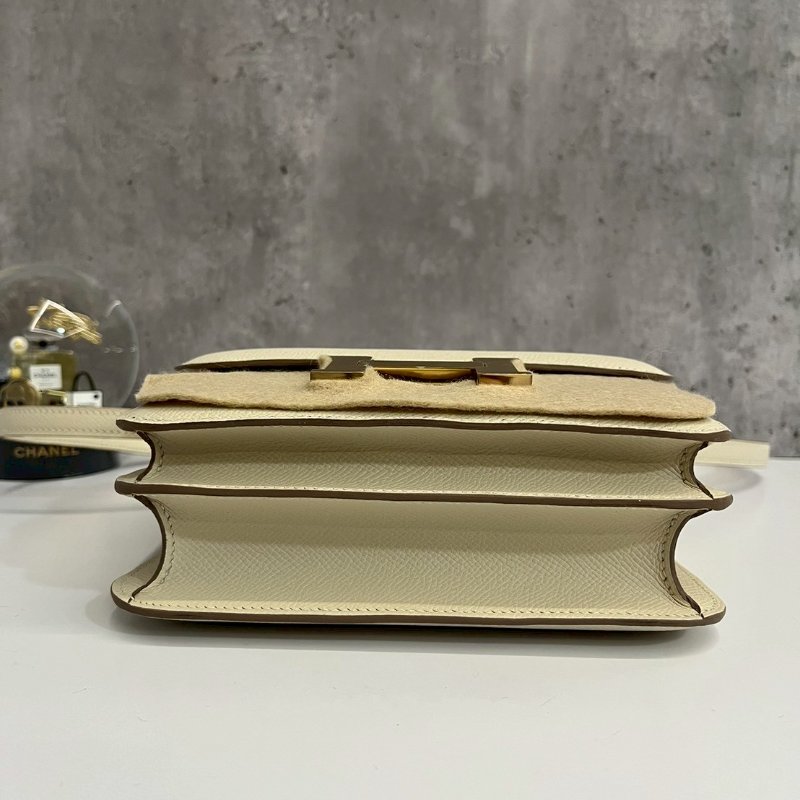 Hermes 康康19 奶昔白-6