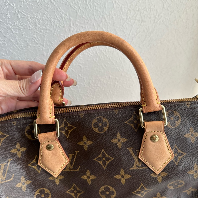 LV speedy30背帶款❤️ 比較有使用感-6