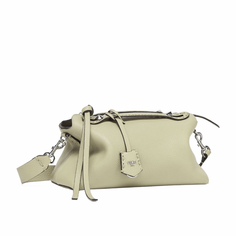 Fendi 女士 By The Way Selleria 中號單肩包均碼碼中號、29cm*13cm*17cm-3