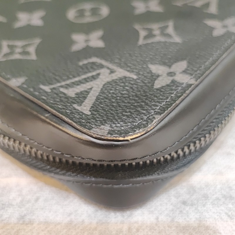 Louis Vuitton Zippy XL Wallet-13
