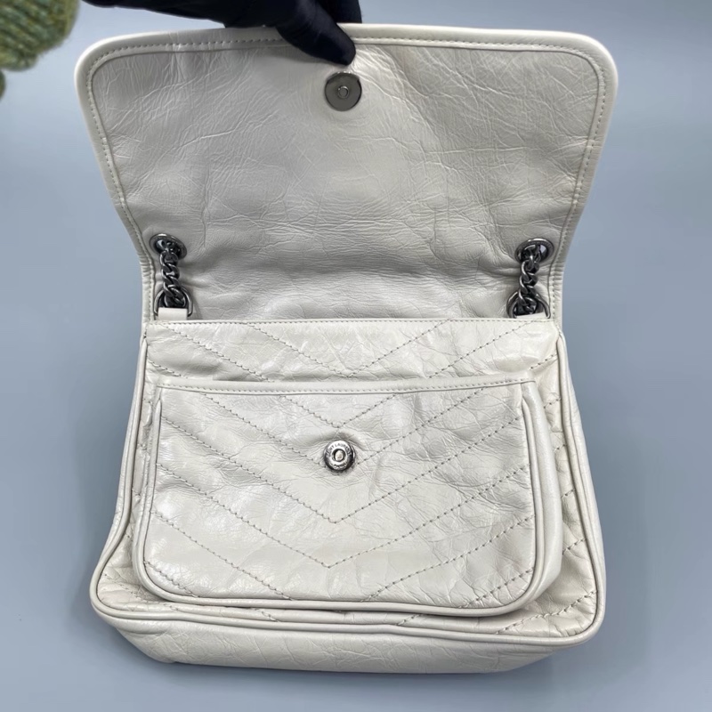 YSL Niki 白色中號 D扣-5