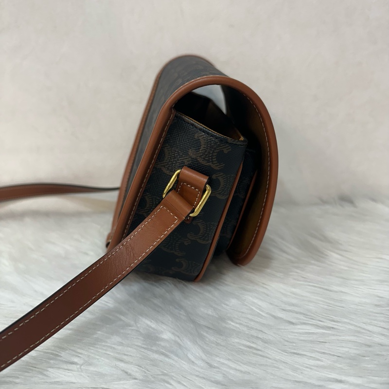Celine 191502 FOLCO TRIOMPHE 凱旋門馬鞍斜背包-2