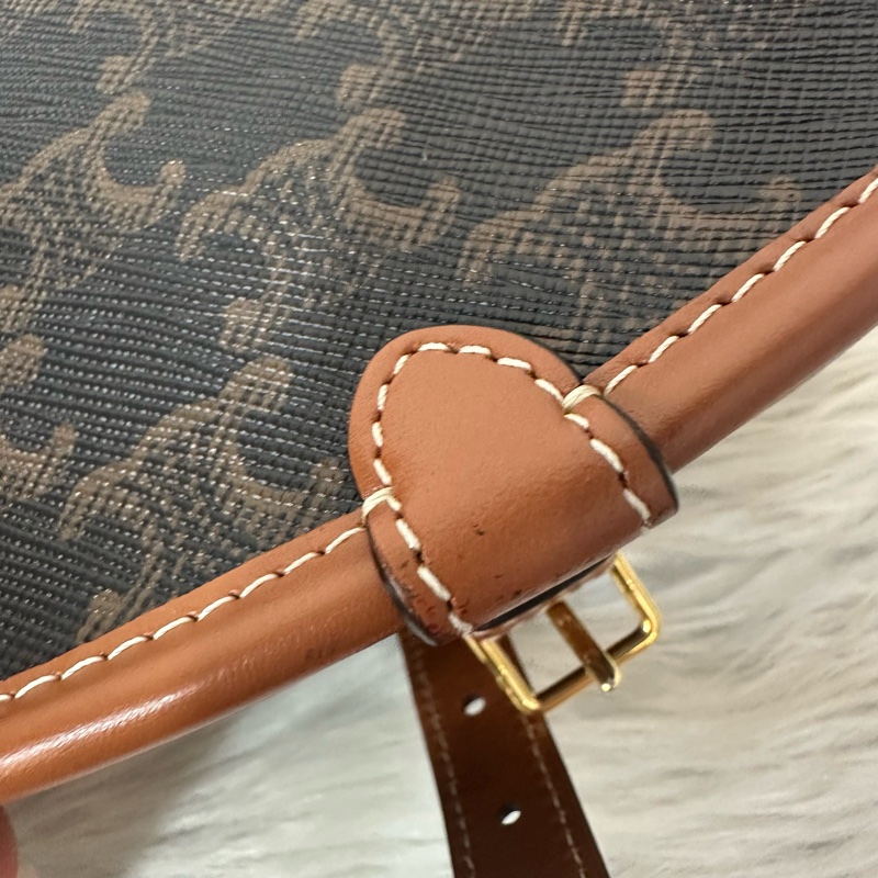 Celine 191502 FOLCO TRIOMPHE 凱旋門馬鞍斜背包-9
