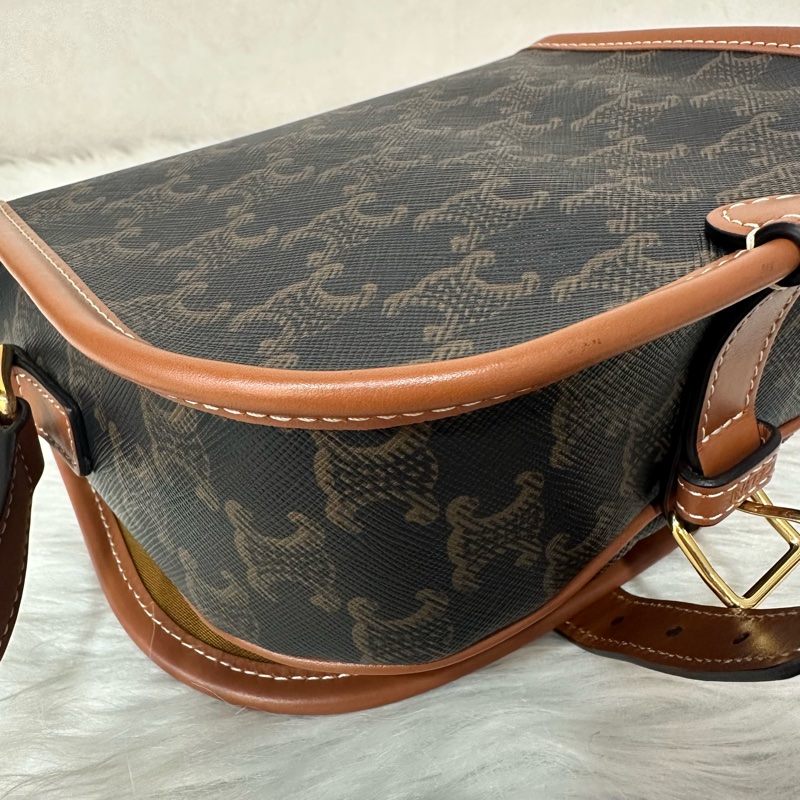 Celine 191502 FOLCO TRIOMPHE 凱旋門馬鞍斜背包-10