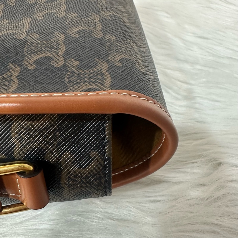 Celine 191502 FOLCO TRIOMPHE 凱旋門馬鞍斜背包-12
