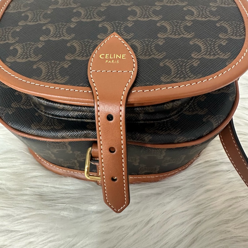 Celine 191502 FOLCO TRIOMPHE 凱旋門馬鞍斜背包-27