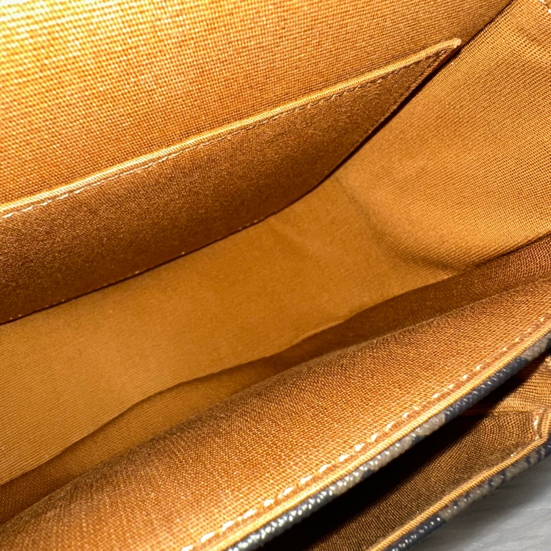 Celine 191502 FOLCO TRIOMPHE 凱旋門馬鞍斜背包-32
