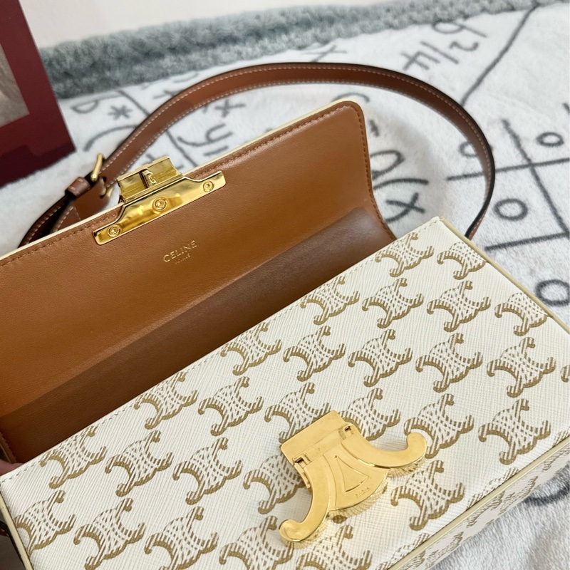【全🆕】CELINE SHOULDER BAG CLAUDE Triomphe canvas calfskin White Logo 凱旋門印花牛皮革 斜挎包 單肩包-4