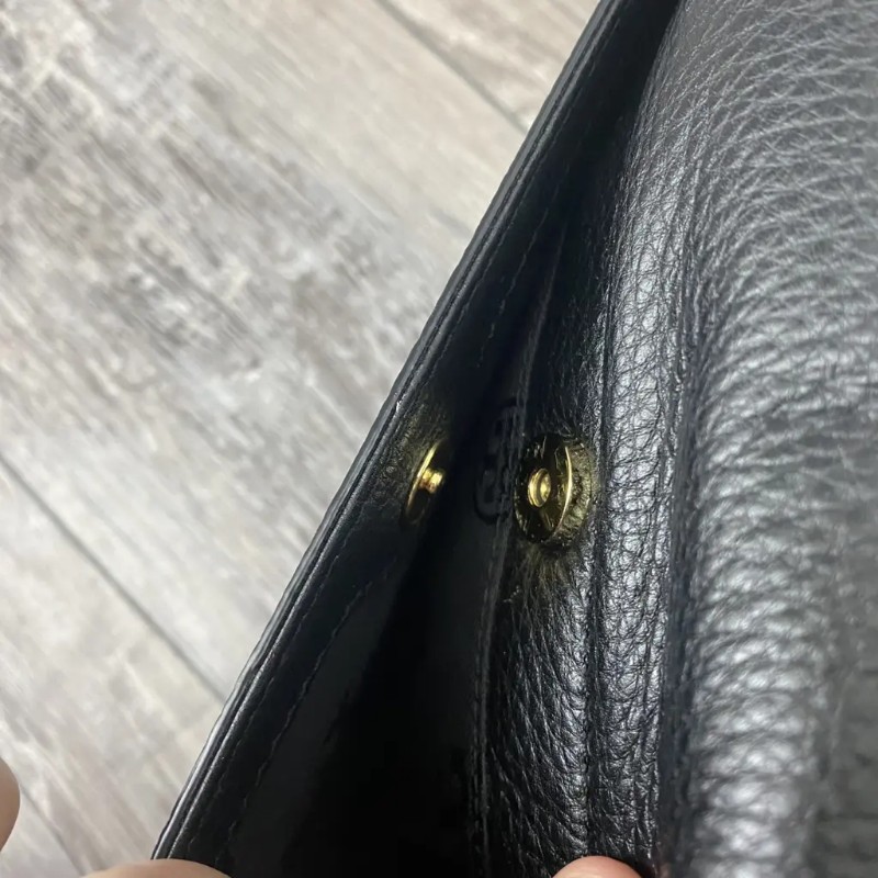 （全新未使用）Tory Burch Britten 十字鈕扣鏈條翻蓋包-3