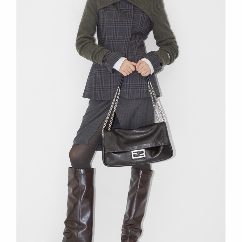 Fendi 女士 經典大型款式Baguette包均碼碼38cm*7cm*21cm-4