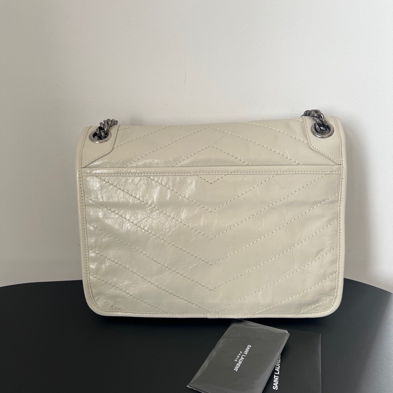 ✨聖羅蘭 Niki白色中號 新款D扣 99新🤍-4