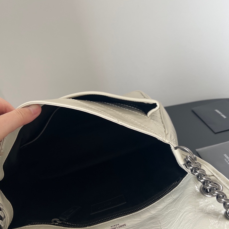 ✨聖羅蘭 Niki白色中號 新款D扣 99新🤍-10